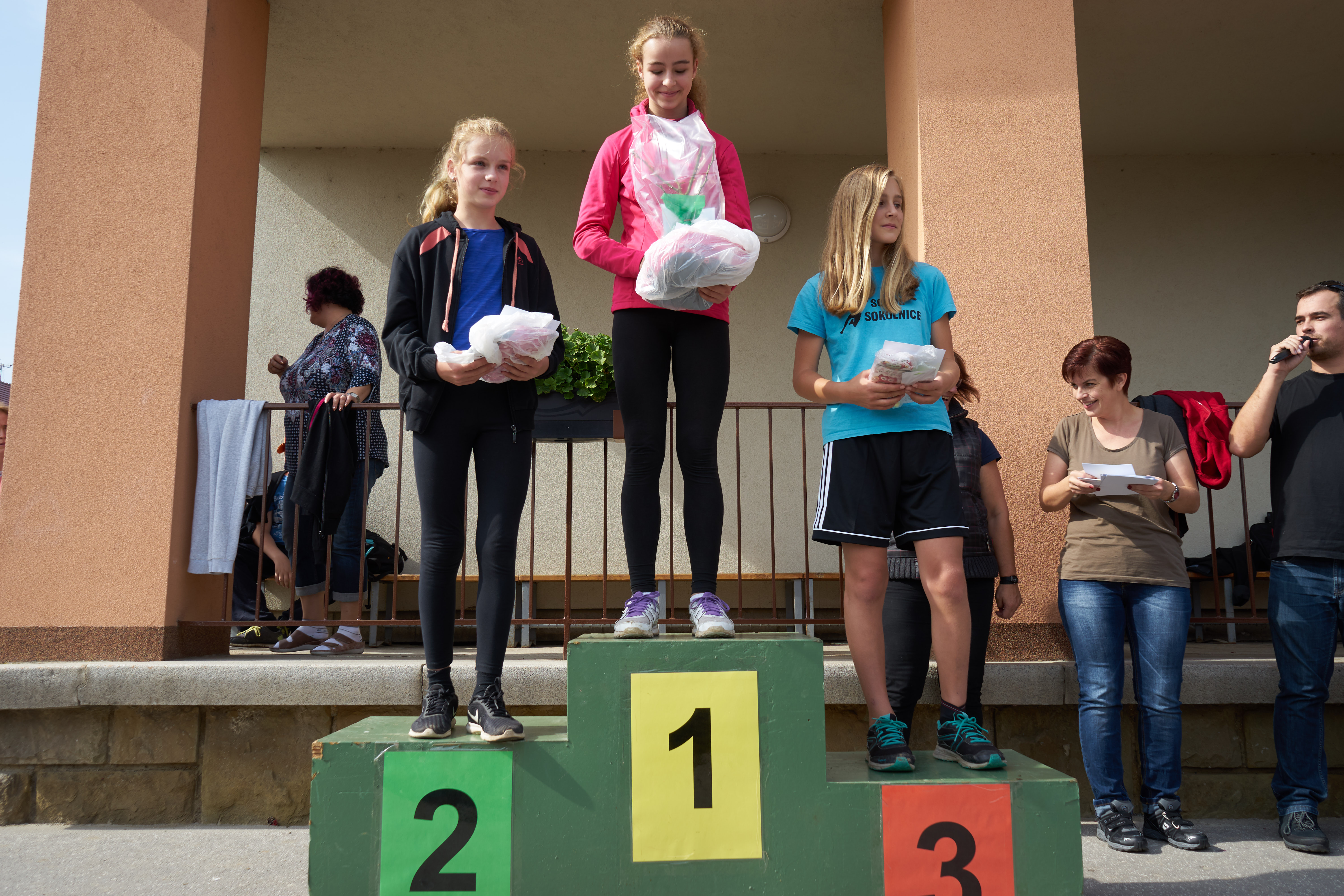 žákyně na stupních vítězů