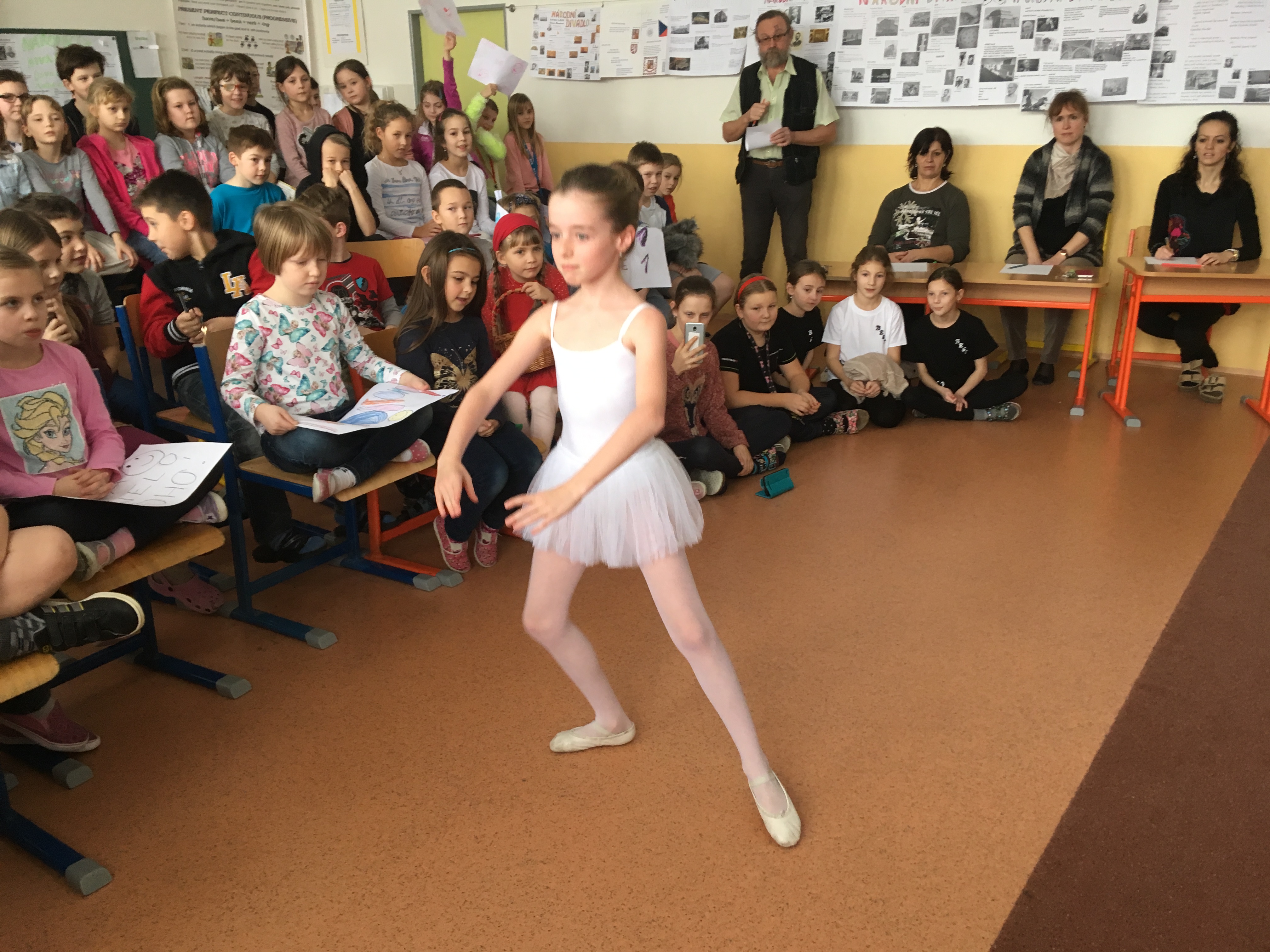 tancující žákyně