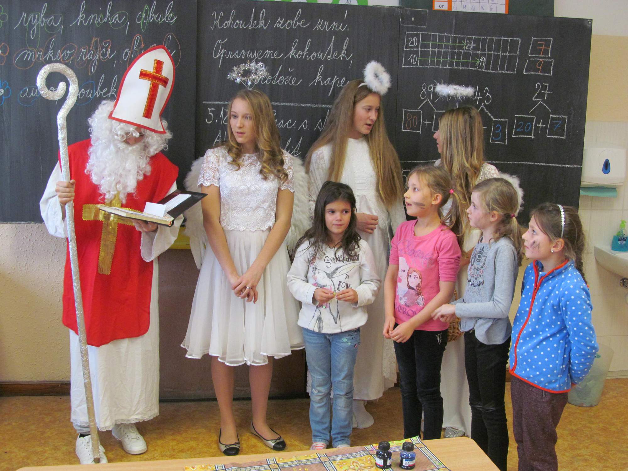 mikuláš s anděly